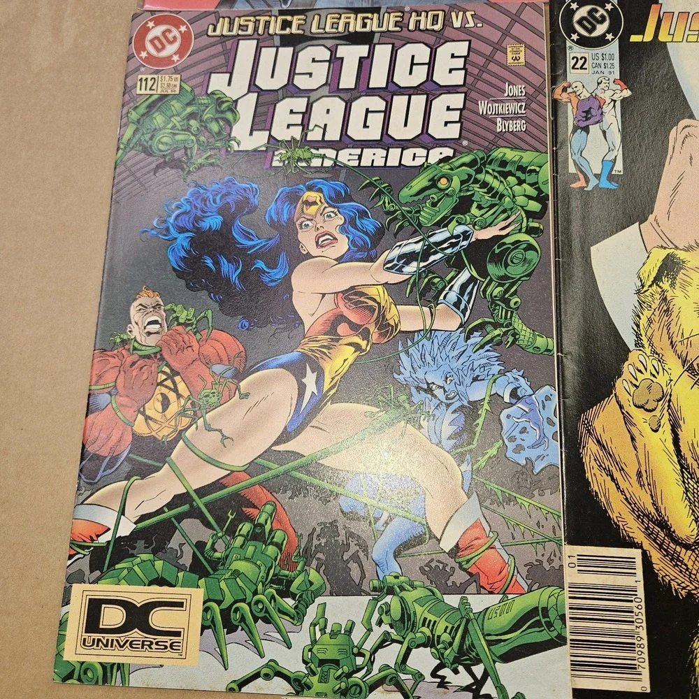 DC Comics 90s Vintage Lot of 8 - Green Lantern, Flash, Justice League